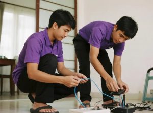 Kami menyediakan layanan instalasi WiFi cepat, rapi, dan bergaransi